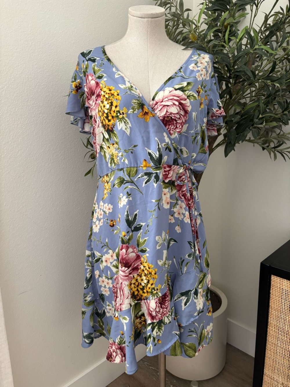 Xhilaration Floral Dress in Light Blue